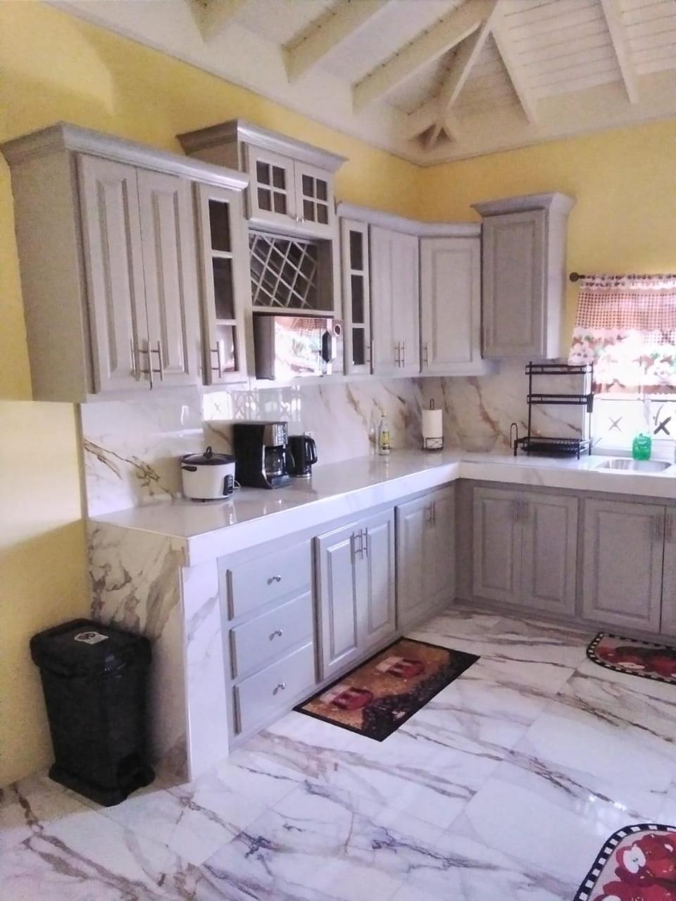 Jamaica Oasis Suite Portmore Kültér fotó