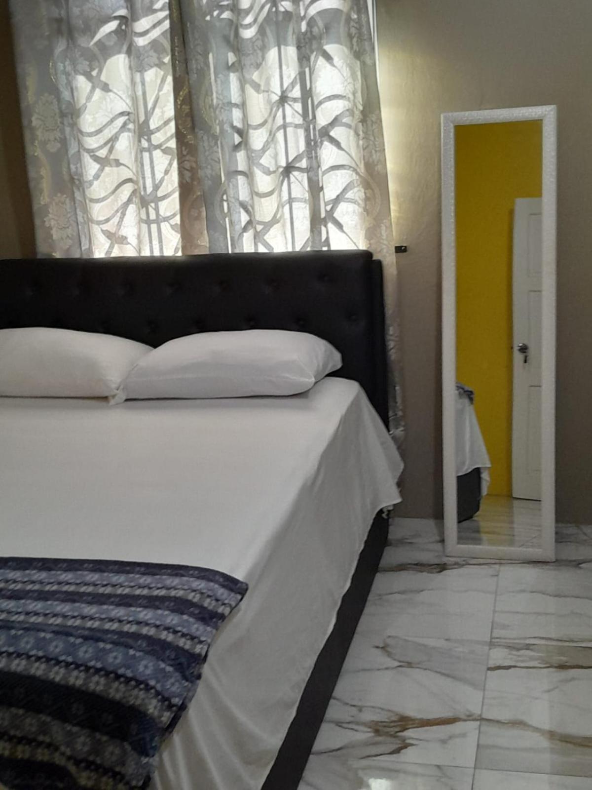 Jamaica Oasis Suite Portmore Kültér fotó